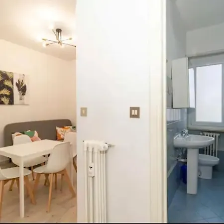 Flat Strategic Position *