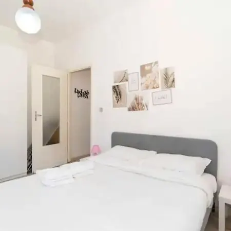 Flat Strategic Position Apartament *