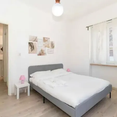 Apartament Flat Strategic Position