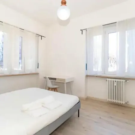 Lägenhet Flat Strategic Position Turin